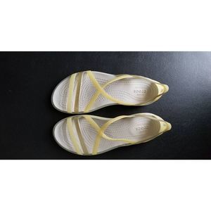 Crocs Isabella style strappy open toed slip on sandals size 6 womens